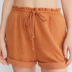 EUC Out From Under x Urban Outfitters Brielle Flirty Paperbag Shorts Size Large